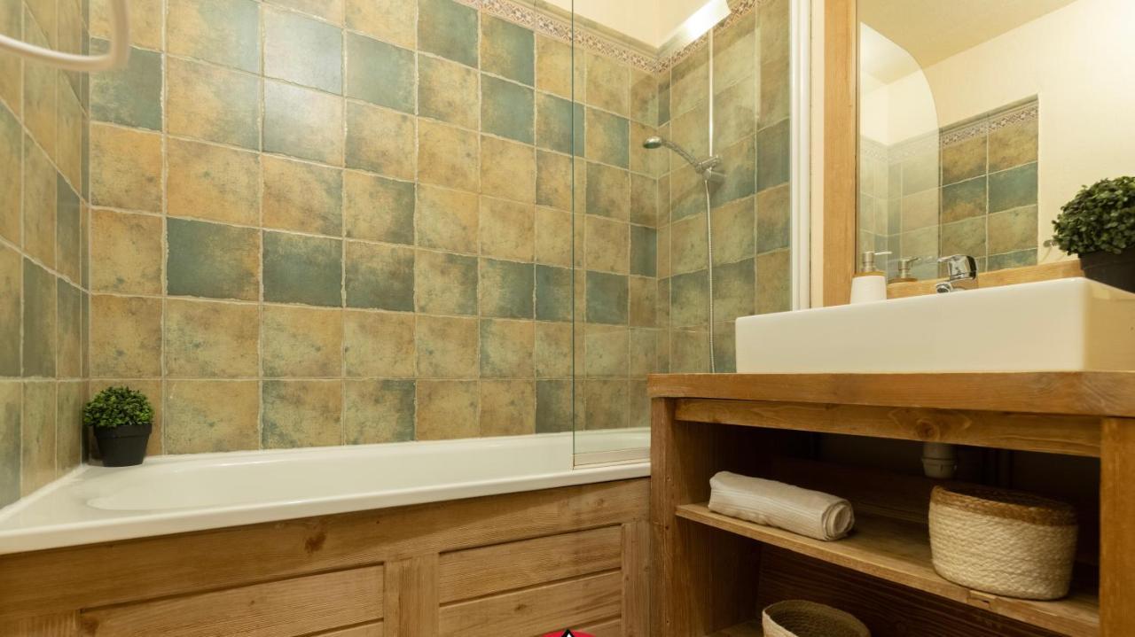 Appartements Avec Piscine Interieure Sauna Parking Etage 1 Au Centre Du Village Dans Residence Cami Real Saint-Lary-Soulan Bagian luar foto