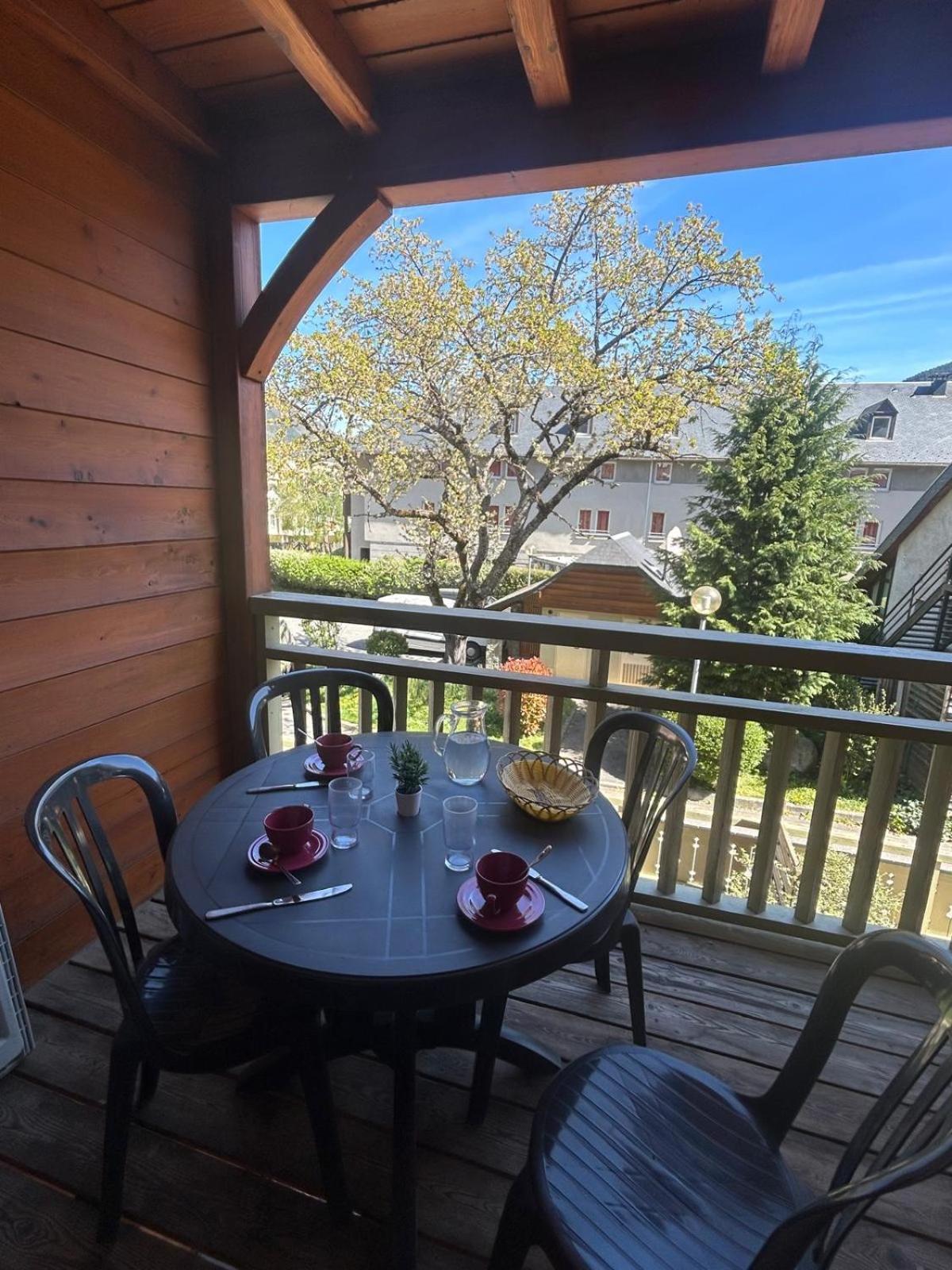 Appartements Avec Piscine Interieure Sauna Parking Etage 1 Au Centre Du Village Dans Residence Cami Real Saint-Lary-Soulan Bagian luar foto